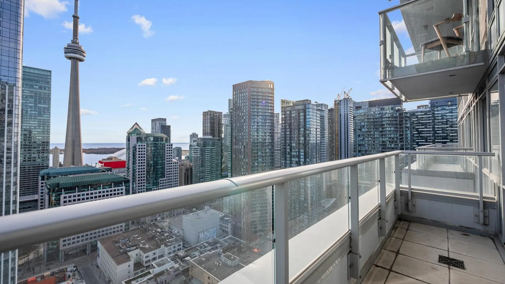 Parc Suites - Entertainment District Toronto