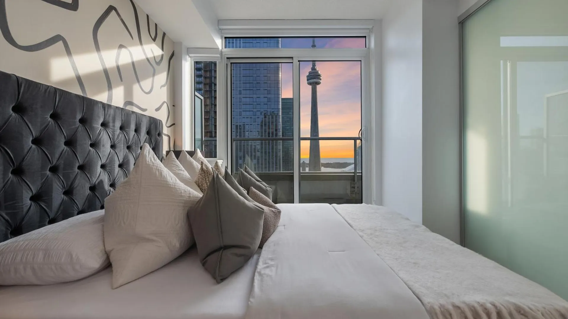 Apartment Parc Suites - Entertainment District Toronto