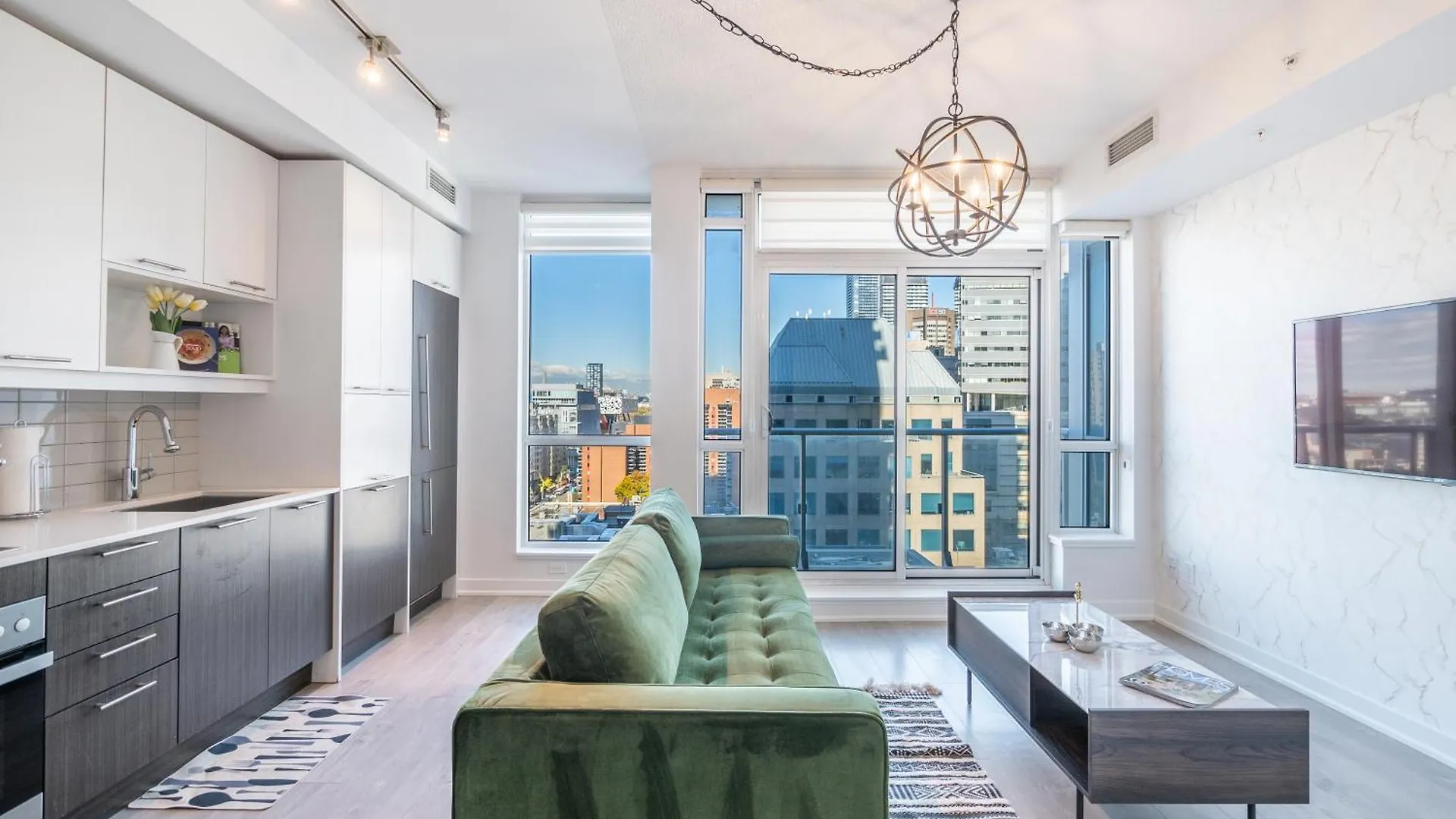 Parc Suites - Entertainment District Toronto